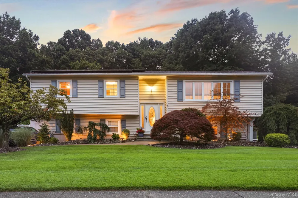 34 Strathmore Drive New City, NY 10956