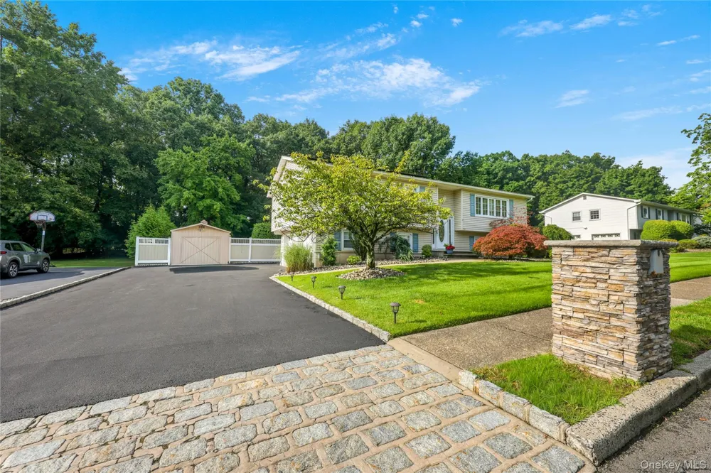 34 Strathmore Drive New City, NY 10956