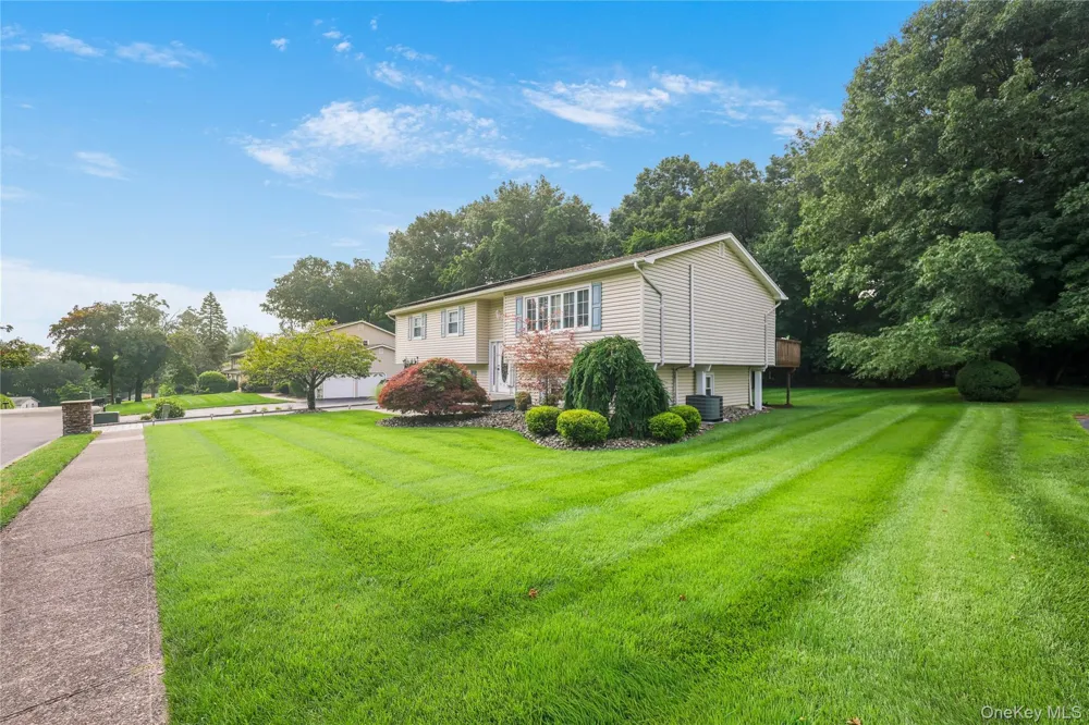 34 Strathmore Drive New City, NY 10956