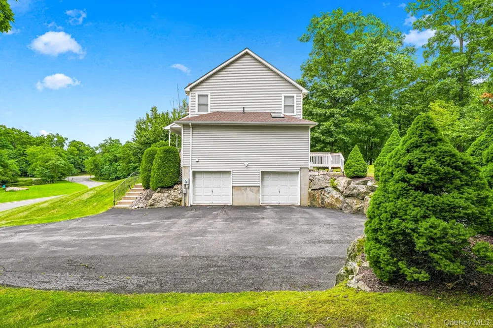 17 Terry Road Monroe, NY 10950