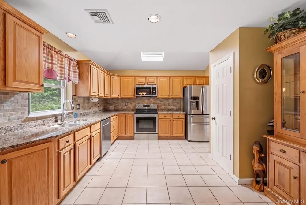 17 Terry Road Monroe, NY 10950