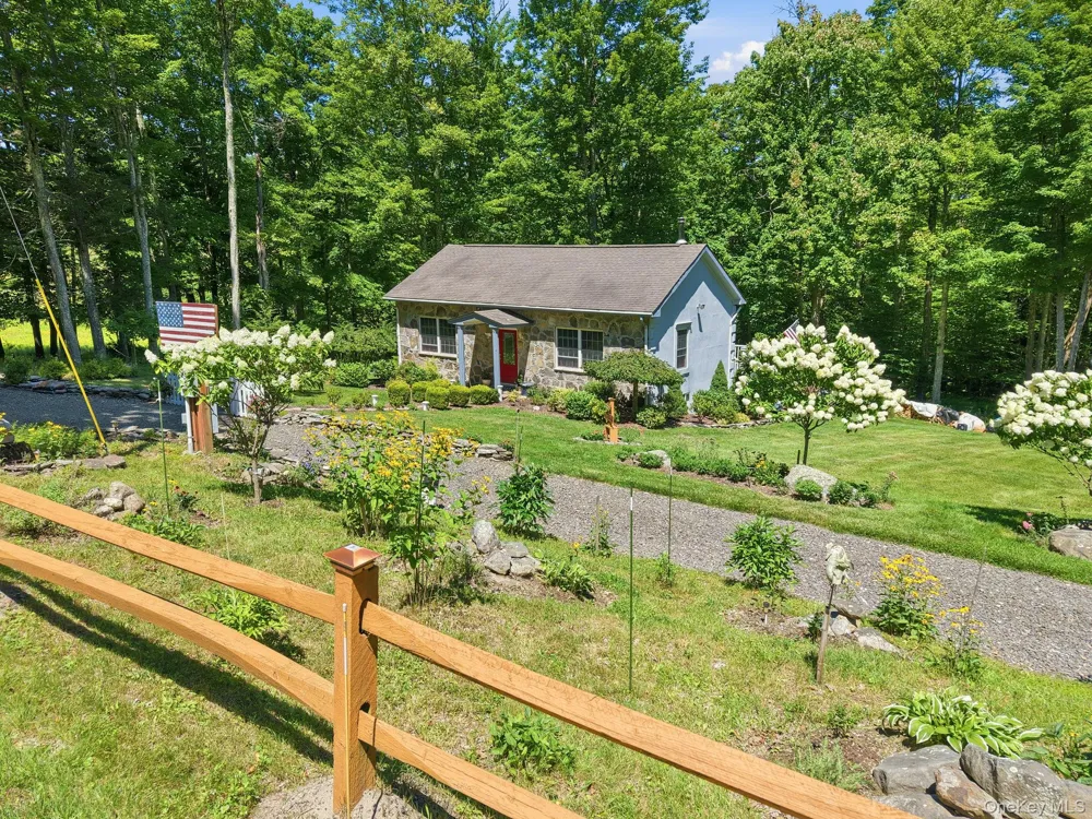 661 Oak Ridge Road Ellenville, NY 12428