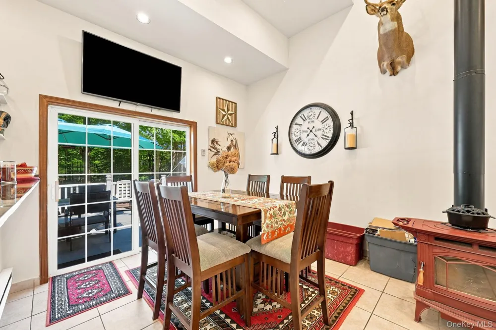 661 Oak Ridge Road Ellenville, NY 12428