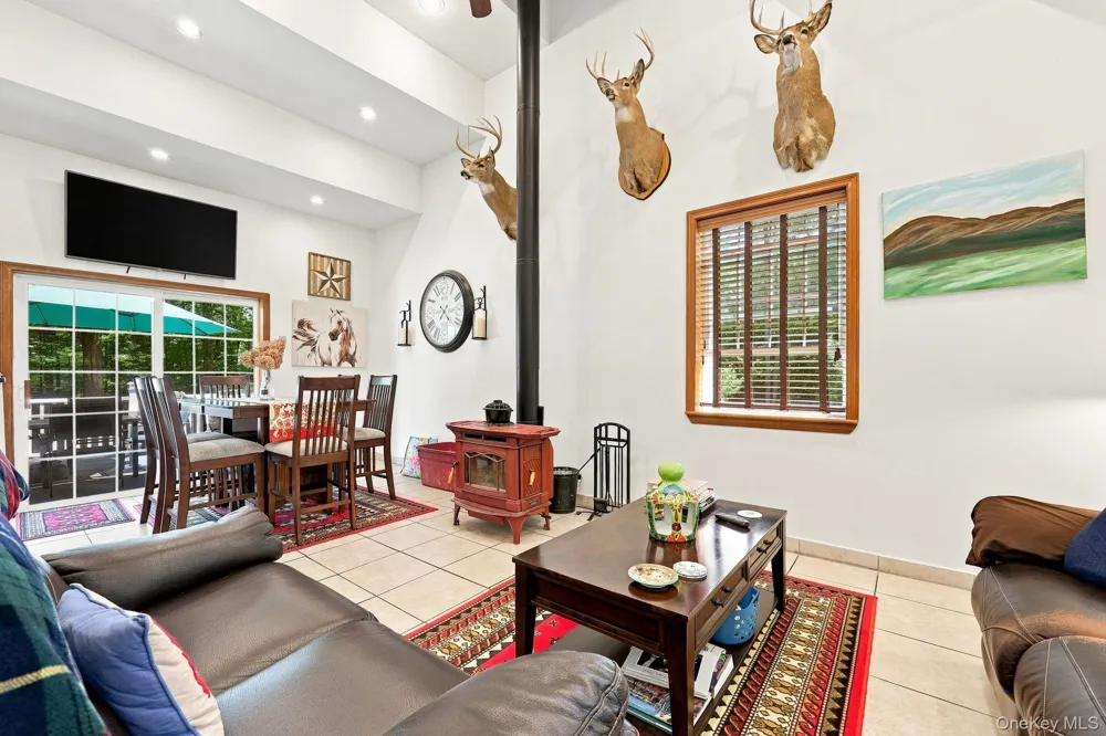 661 Oak Ridge Road Ellenville, NY 12428