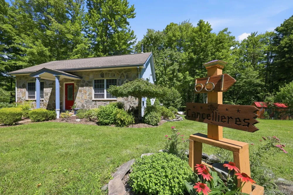 661 Oak Ridge Road Ellenville, NY 12428