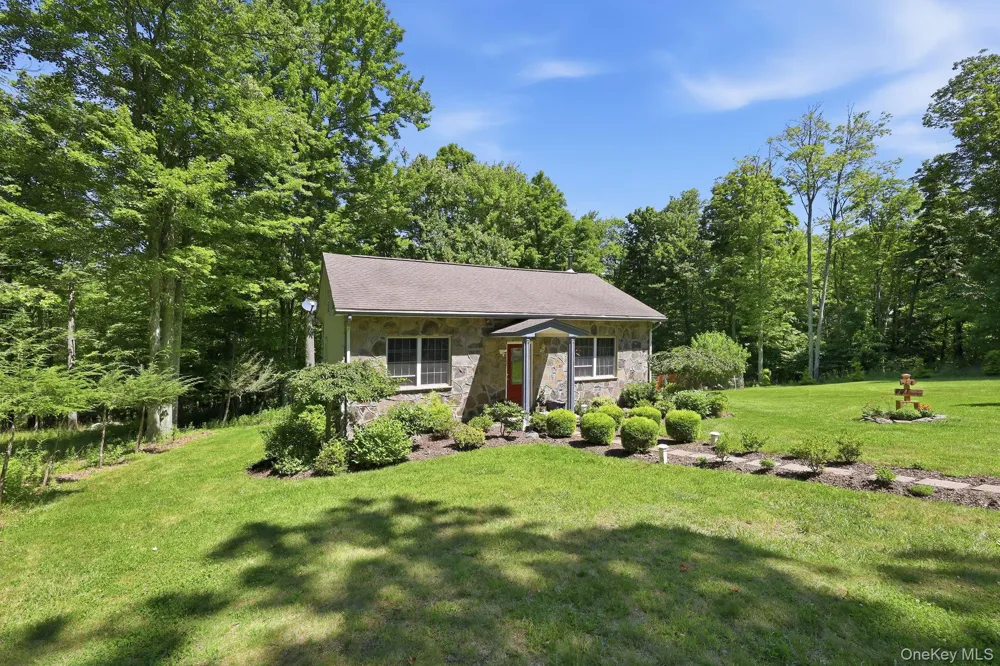 661 Oak Ridge Road Ellenville, NY 12428