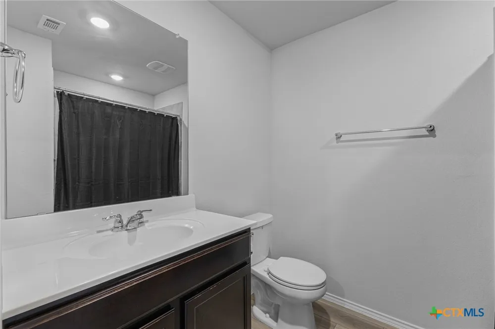4011 Baerlon Cove Killeen, TX 76542