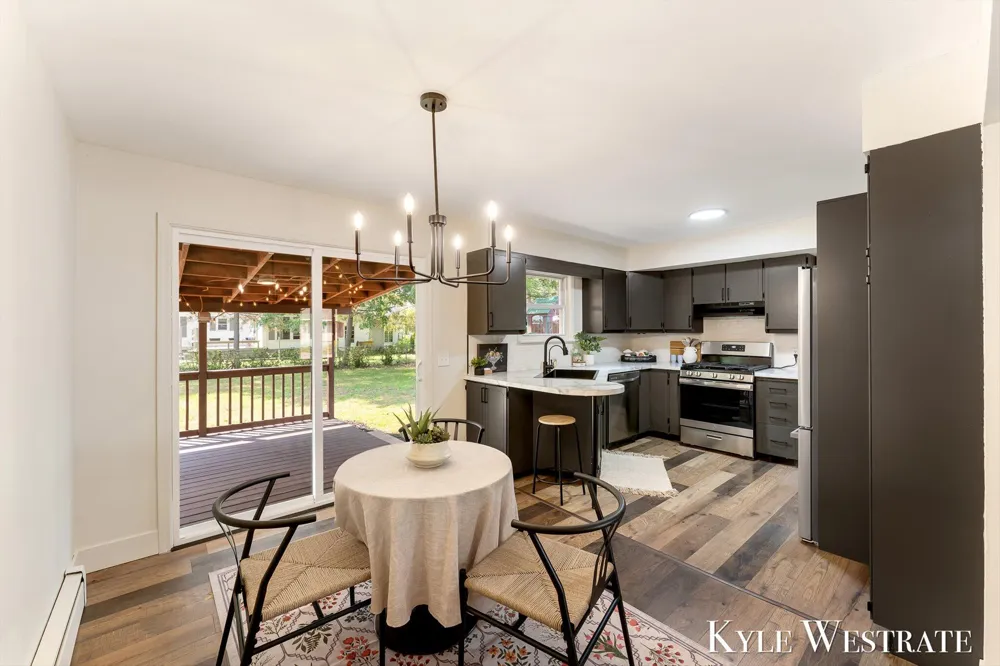 3555 Chippewa Drive Norton Shores, MI 49441