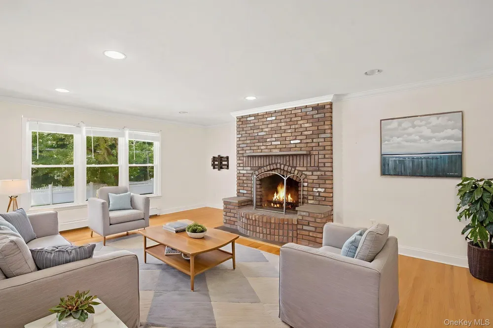 5 Hampton Place Katonah, NY 10536