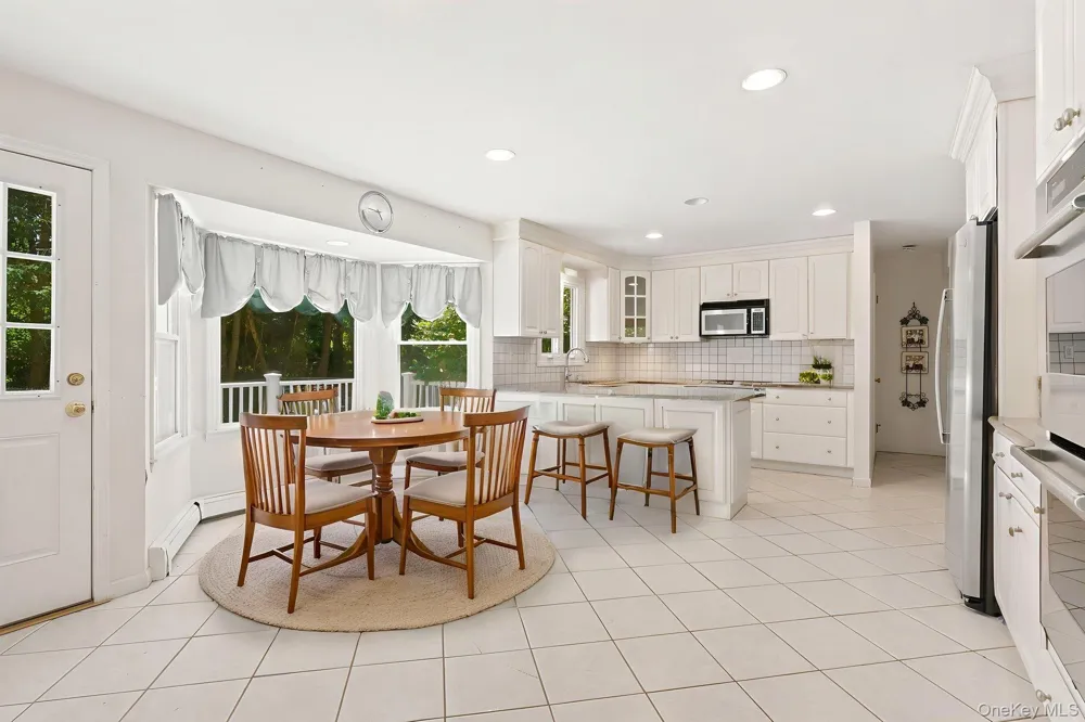 5 Hampton Place Katonah, NY 10536