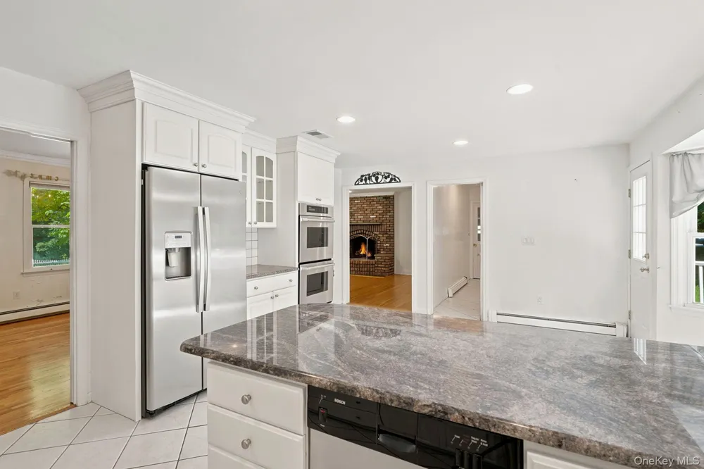 5 Hampton Place Katonah, NY 10536