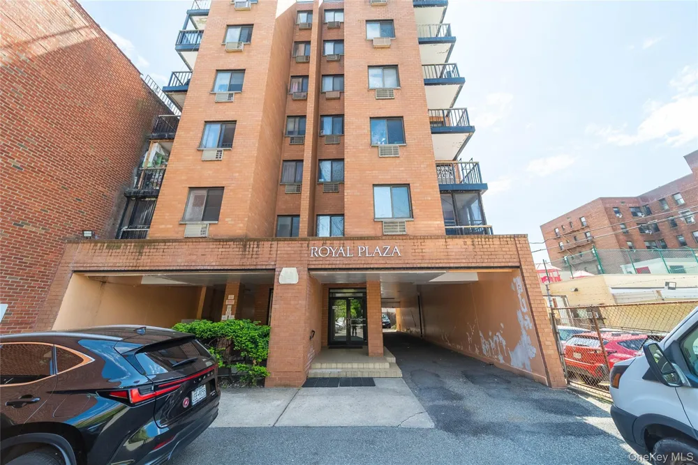 14468 38th Avenue #703 Flushing, NY 11354