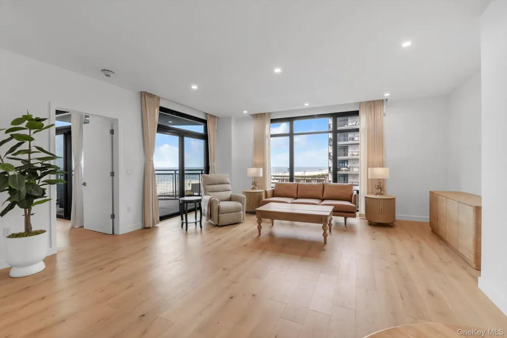 140 Boardwalk #503B Long Beach, NY 11561