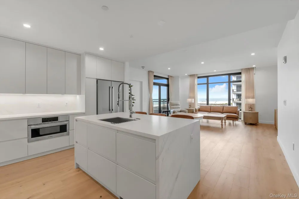 140 Boardwalk #503B Long Beach, NY 11561