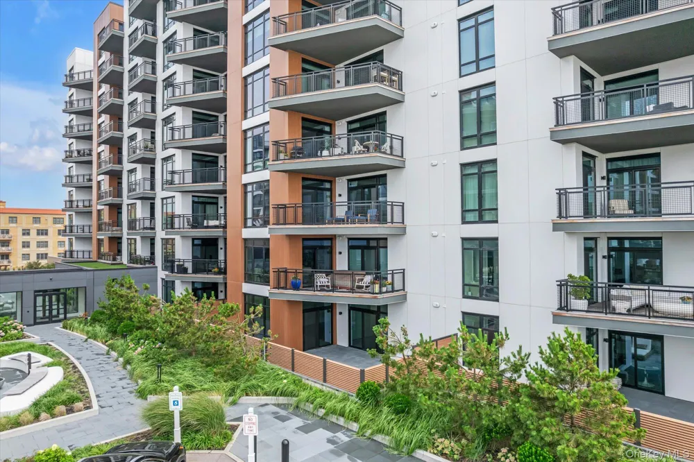 140 Boardwalk #503B Long Beach, NY 11561