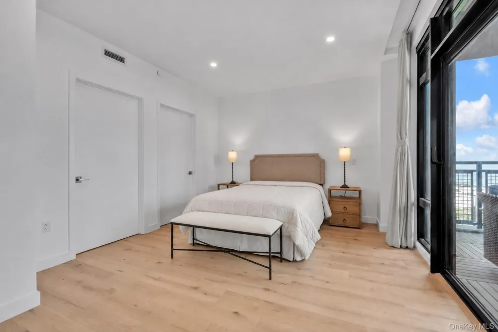 140 Boardwalk #503B Long Beach, NY 11561