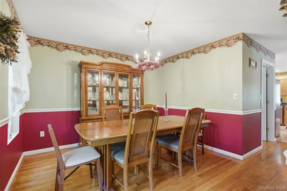 48 Reynolds Road Poughquag, NY 12570