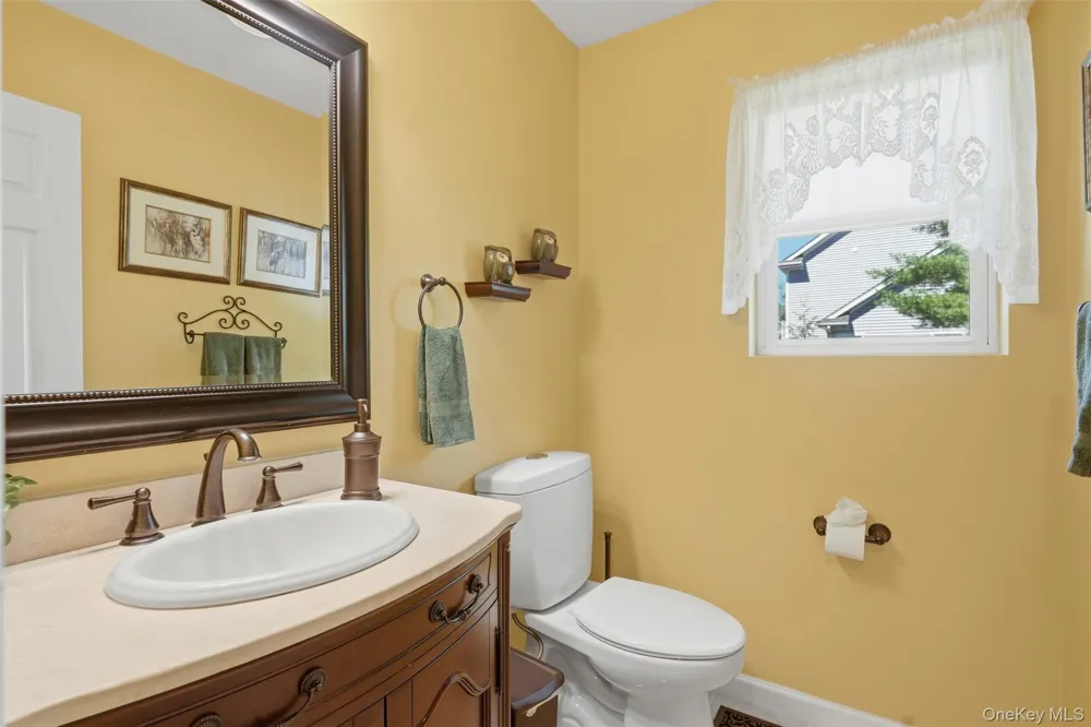 48 Reynolds Road Poughquag, NY 12570