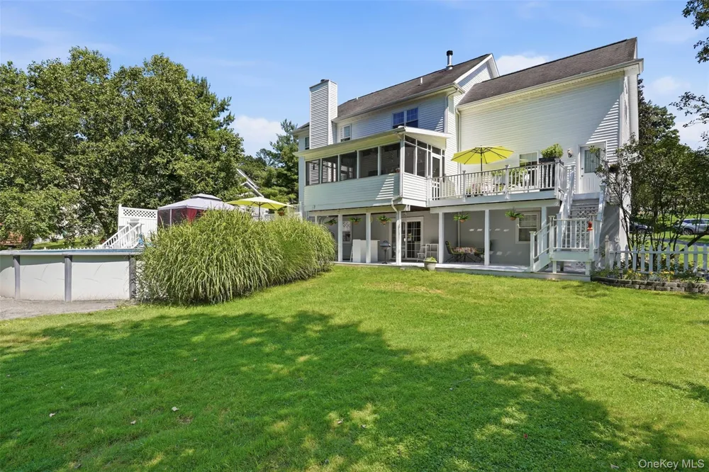 48 Reynolds Road Poughquag, NY 12570