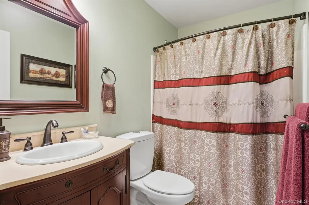 48 Reynolds Road Poughquag, NY 12570