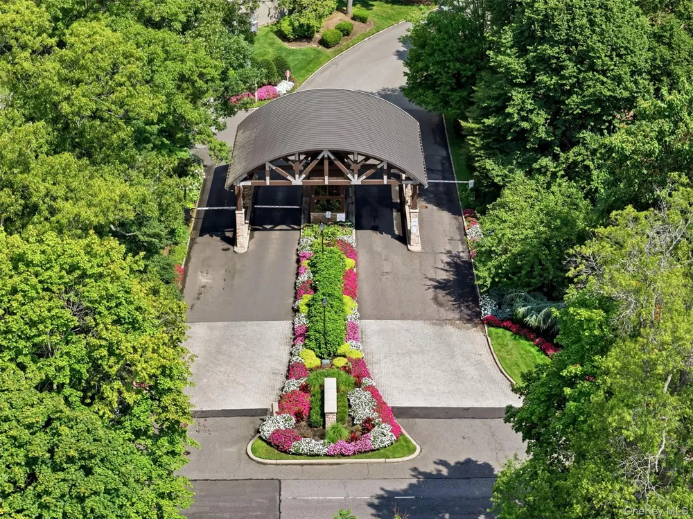 42 Country Club Drive Jericho, NY 11753