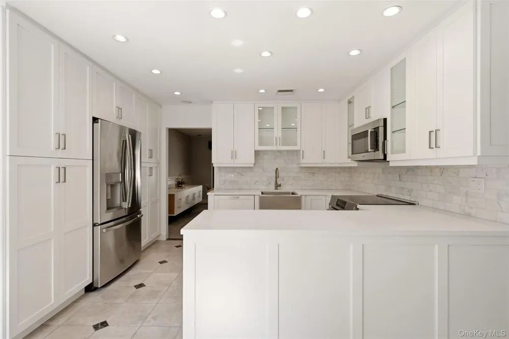 42 Country Club Drive Jericho, NY 11753