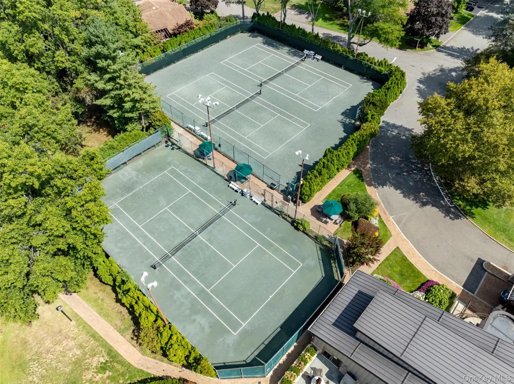 42 Country Club Drive Jericho, NY 11753
