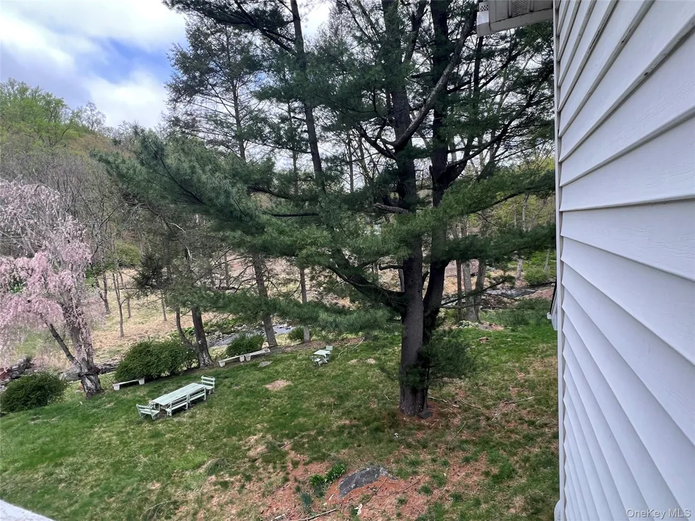 285 Bulsontown Road Stony Point, NY 10980