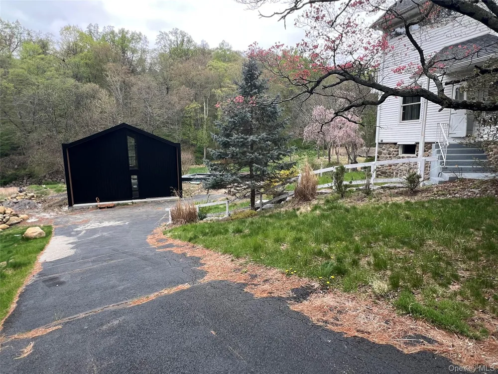 285 Bulsontown Road Stony Point, NY 10980