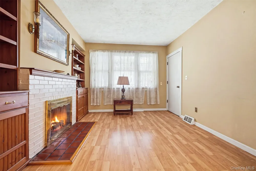 215 Demorest Avenue Staten Island, NY 10314