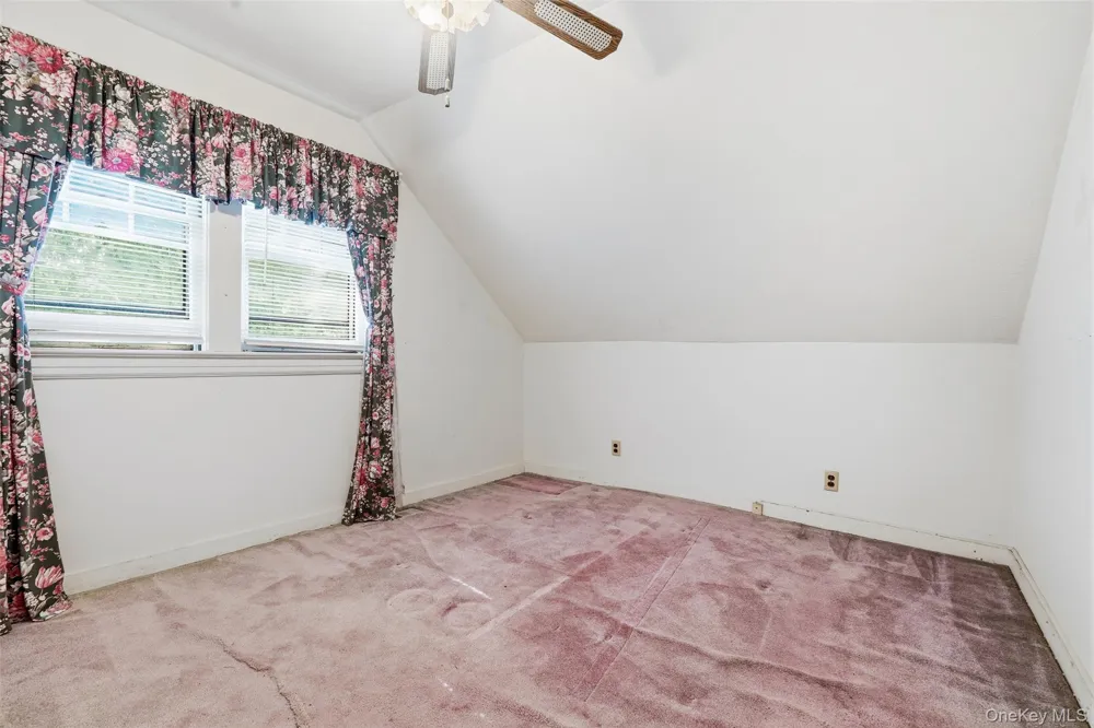 215 Demorest Avenue Staten Island, NY 10314