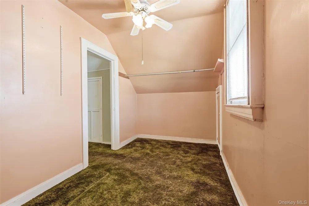 215 Demorest Avenue Staten Island, NY 10314