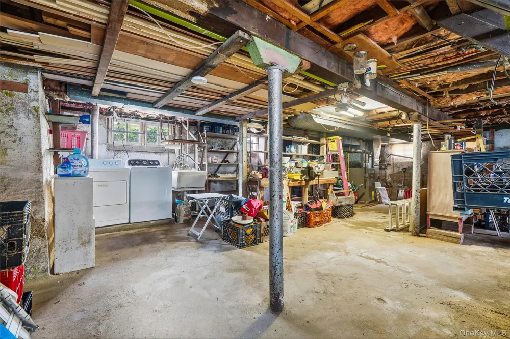 215 Demorest Avenue Staten Island, NY 10314