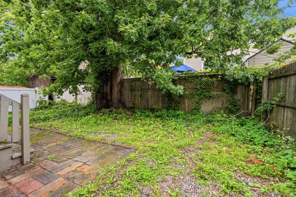 215 Demorest Avenue Staten Island, NY 10314