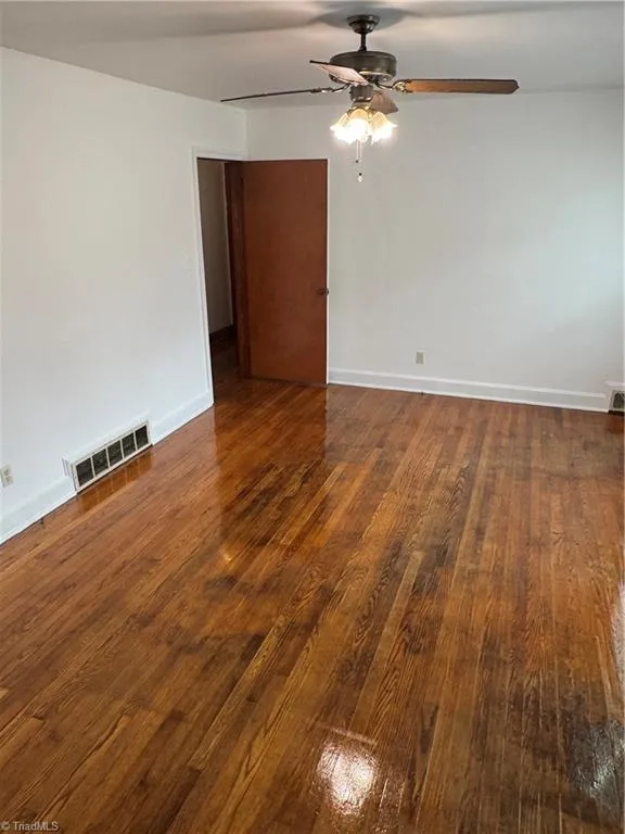 12 Hawthorne Lane Lexington, NC 27295