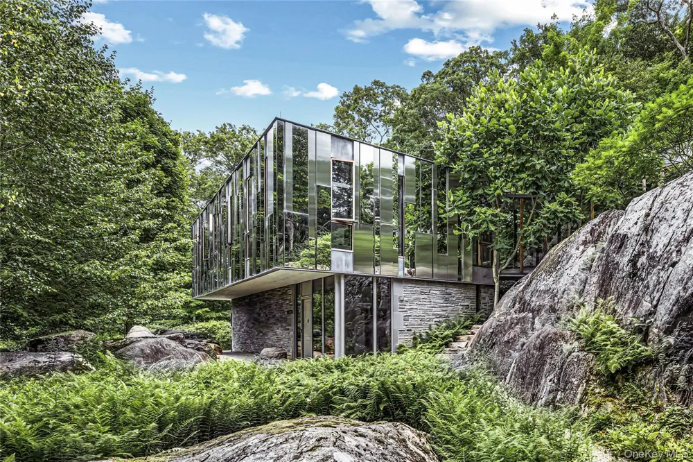 51 Old Stone Hill Road Pound Ridge, NY 10576