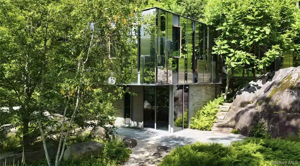 51 Old Stone Hill Road Pound Ridge, NY 10576