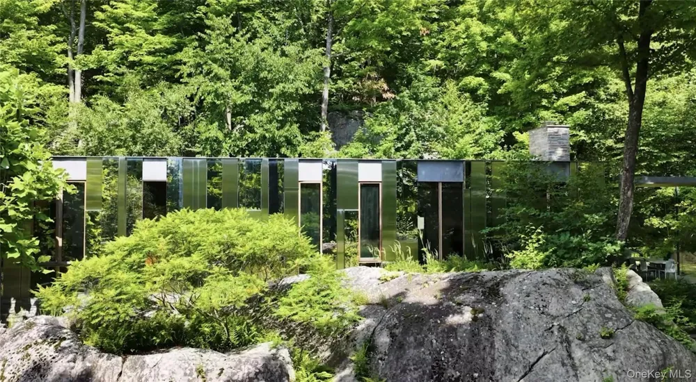 51 Old Stone Hill Road Pound Ridge, NY 10576