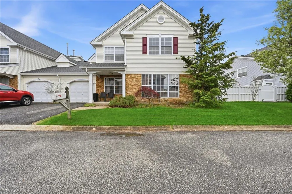 10 Casey Lane Middle Island, NY 11953