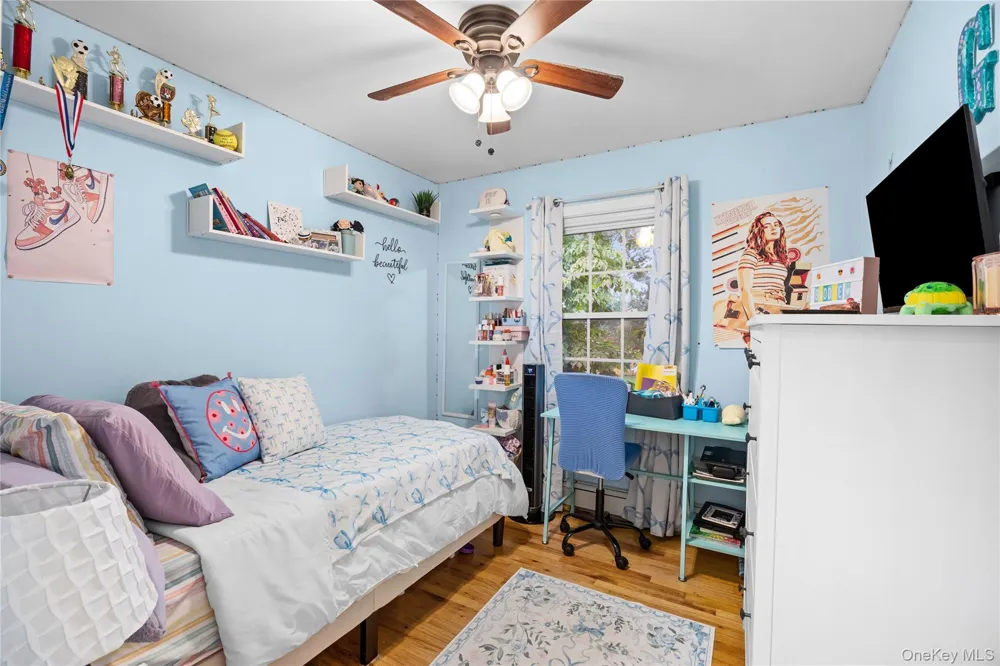 33 Manhasset Road Sound Beach, NY 11789