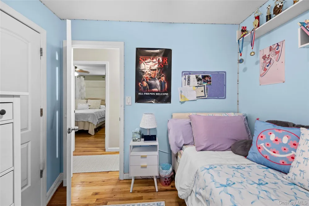 33 Manhasset Road Sound Beach, NY 11789