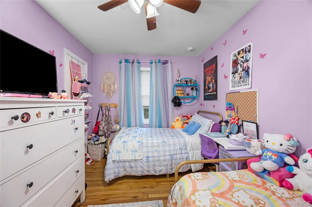33 Manhasset Road Sound Beach, NY 11789