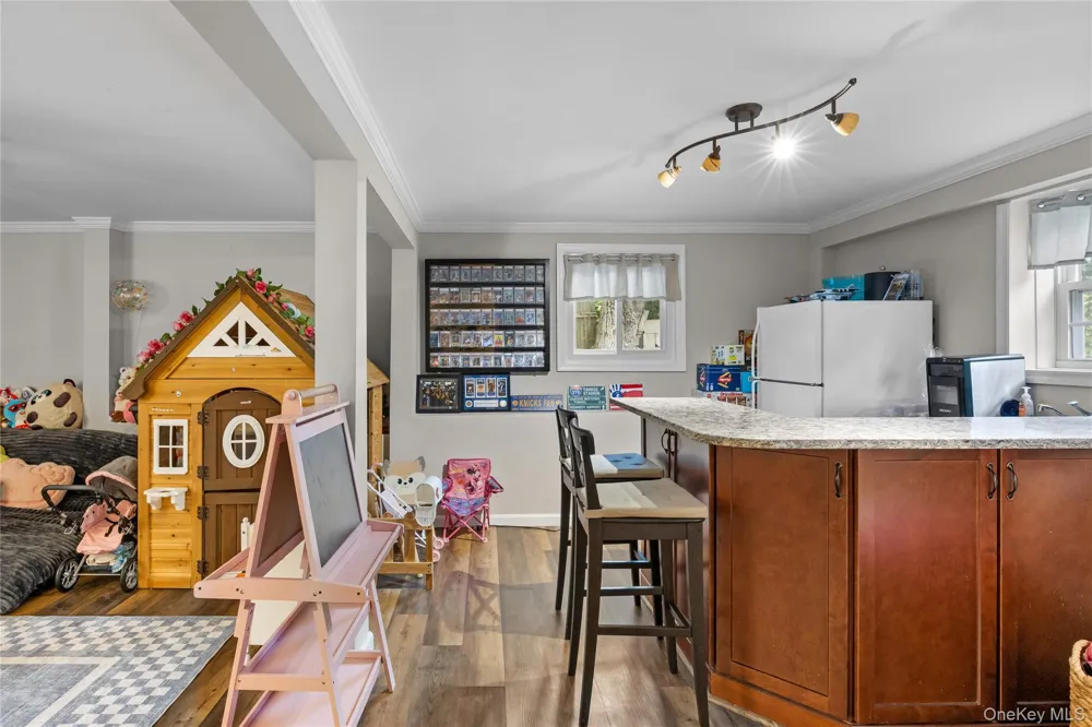 33 Manhasset Road Sound Beach, NY 11789
