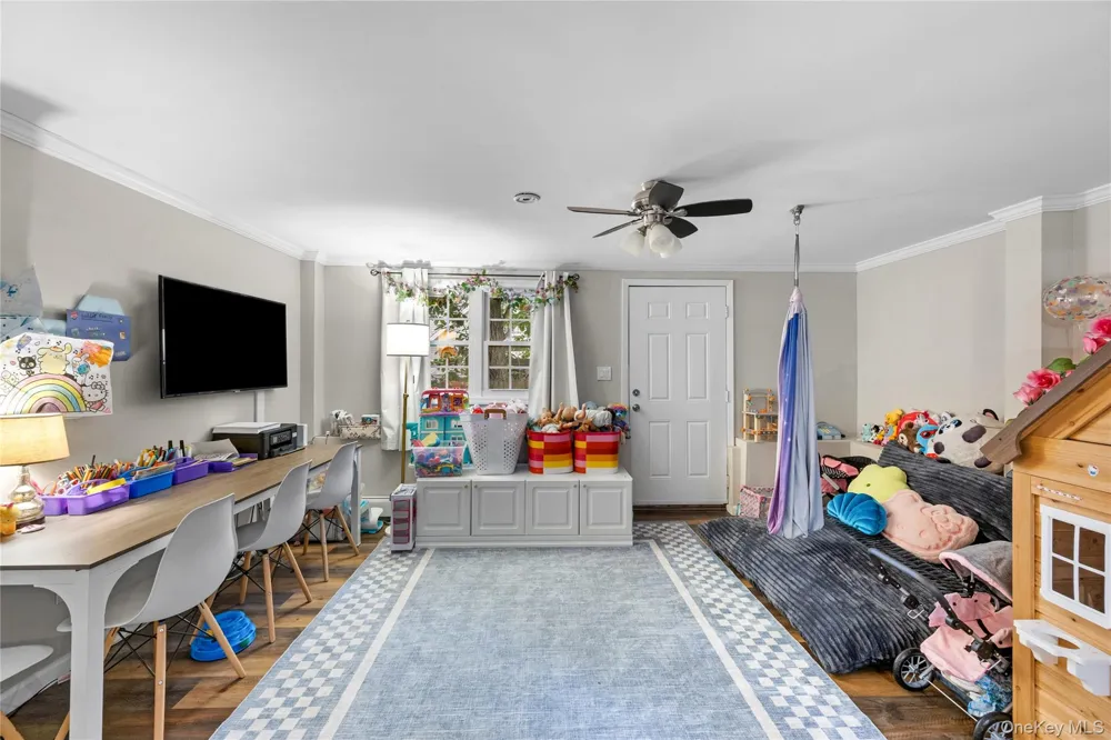 33 Manhasset Road Sound Beach, NY 11789