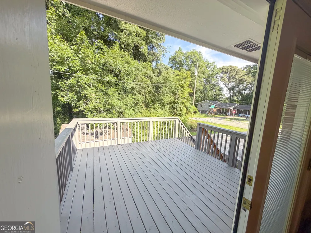 210 Greenwood LN Carrollton, GA 30117