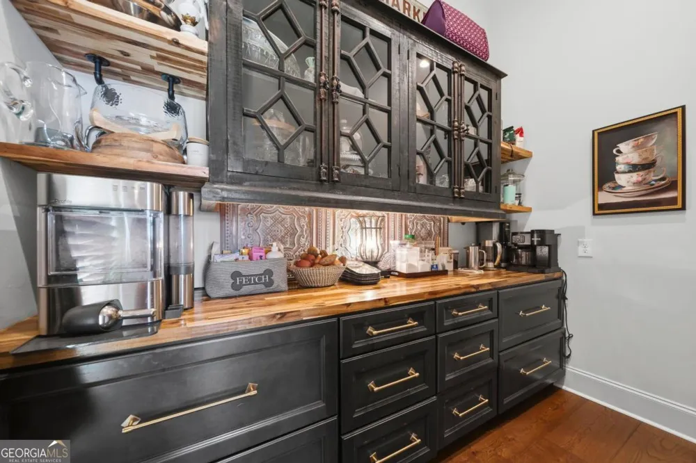 202 Sinclair RD Eatonton, GA 31024