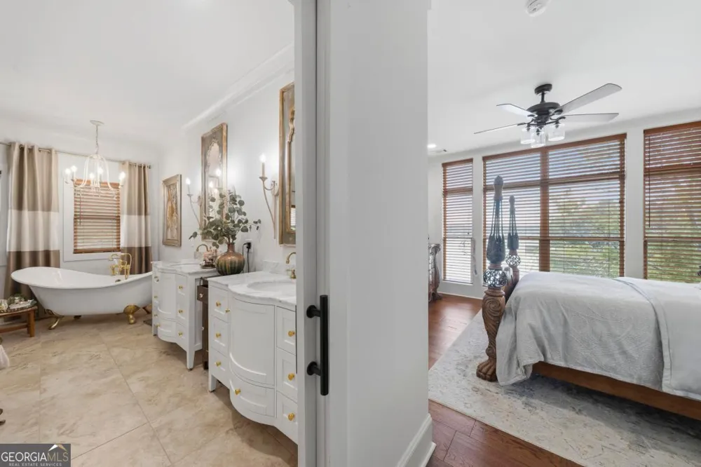 202 Sinclair RD Eatonton, GA 31024