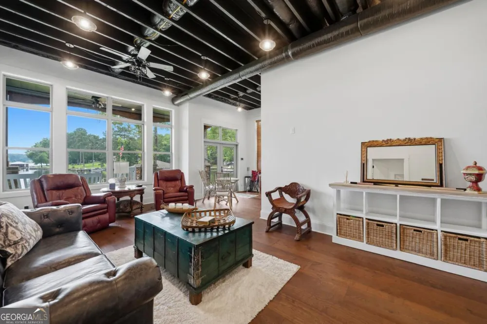 202 Sinclair RD Eatonton, GA 31024
