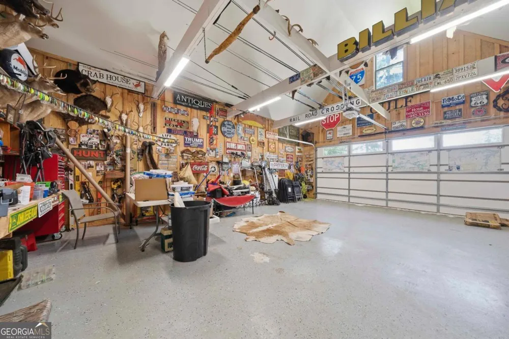 202 Sinclair RD Eatonton, GA 31024