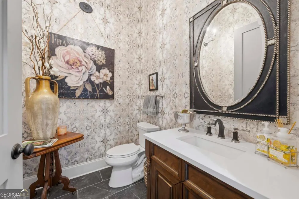 202 Sinclair RD Eatonton, GA 31024